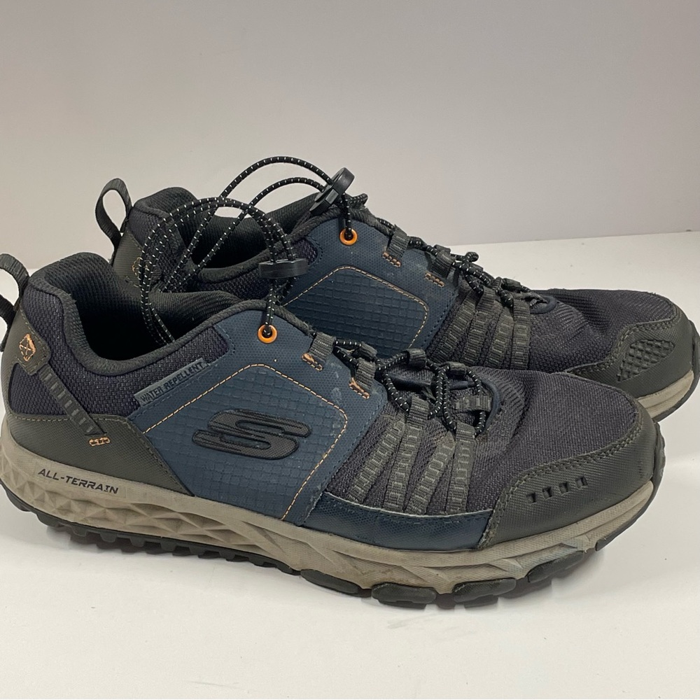 Skechers Escape Plan Water Repellent All Terrain Gray Lock-Lace Sneakers Sz 9.5